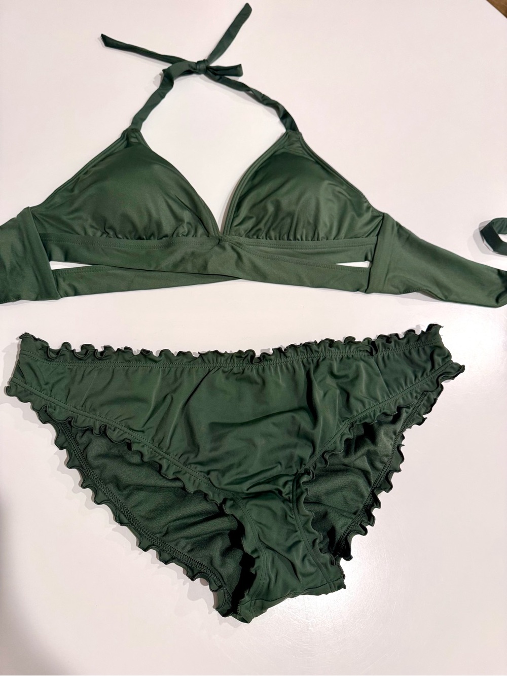 Shade & Shore Dark Green Halter Bikini Set - Women Swim, size M/L NWOT
